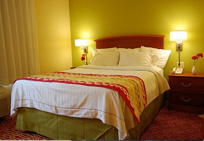 Hotel Towneplace By Marriott Dallas Plano/legacy Plano